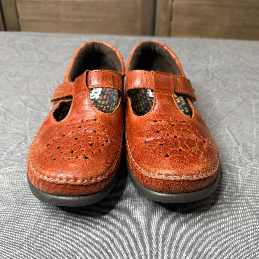 SAS Mary Jane Flats Womens 9W Roamer Brown Leather Perforated T-Strap Comfort